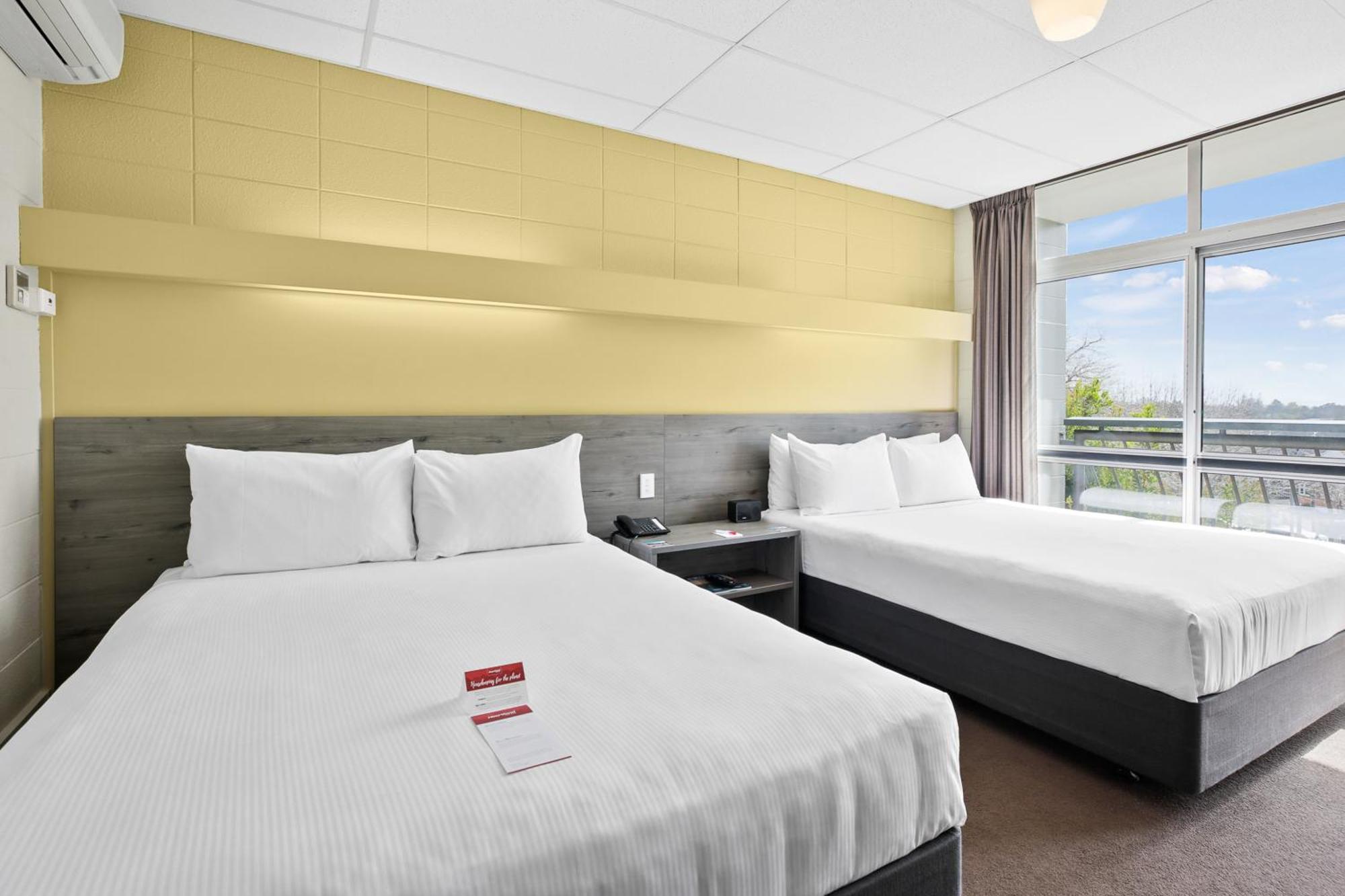 Hotel Heartland Ambassador Hotel Hamilton